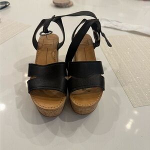 Dolce Vita Black Platform Sandals